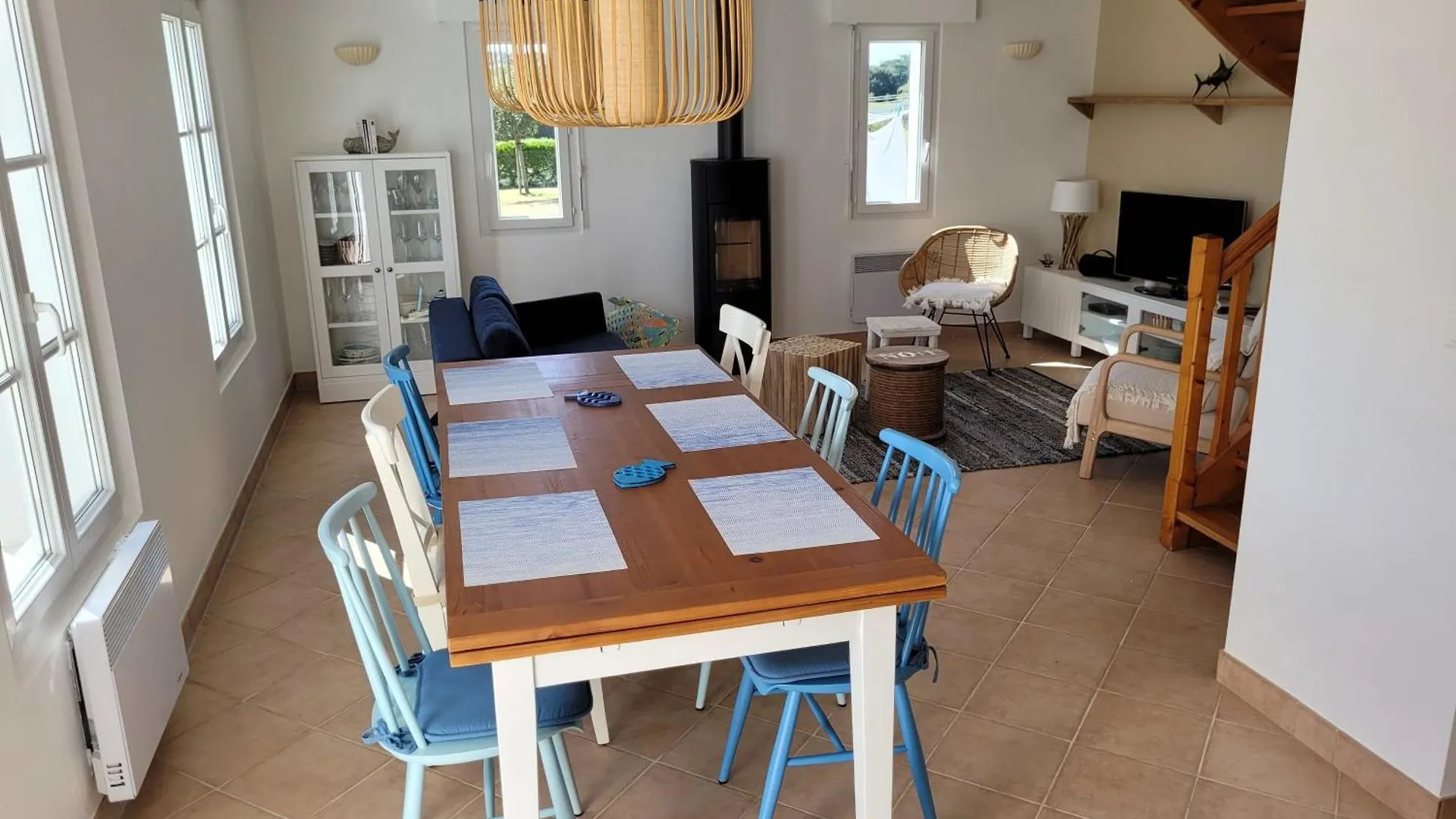 Andres Tol - Maison De Famille Le Palais France